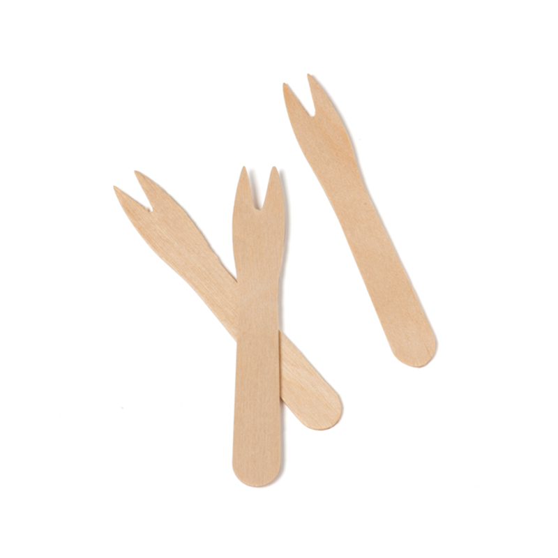 Disposable wooden fruit fork
