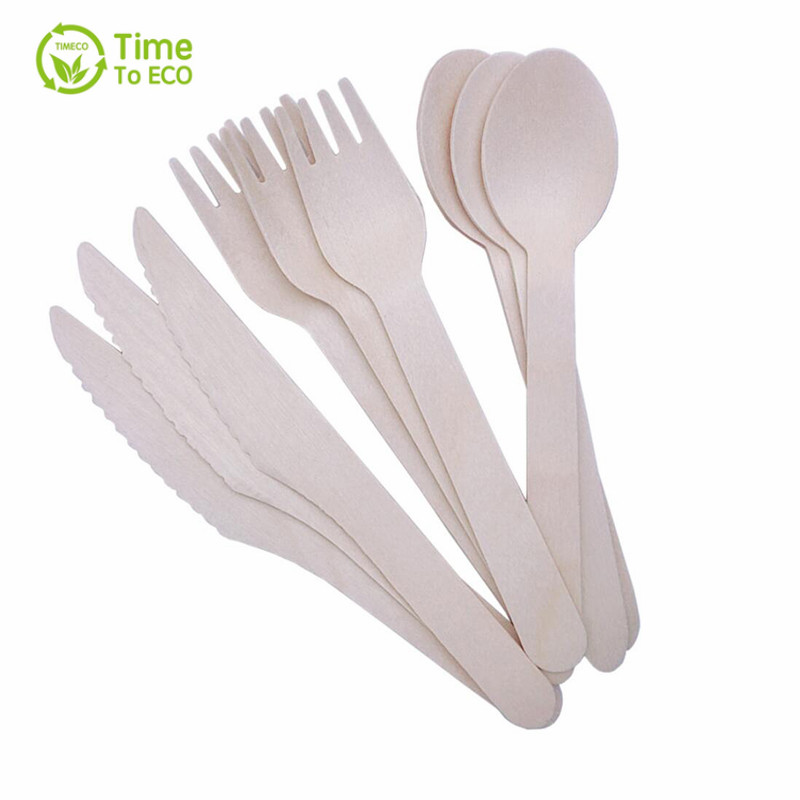 Disposable wooden cutlery